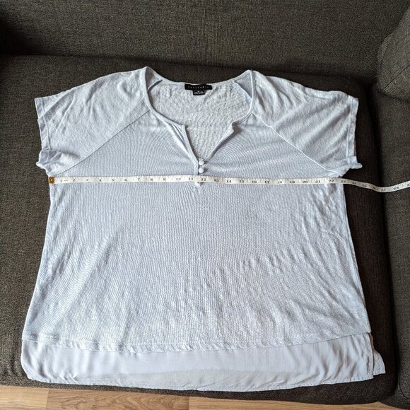 Lightweight Linen and Rayon Faux Layered Short Sleeved Top - Picture 6 of 10